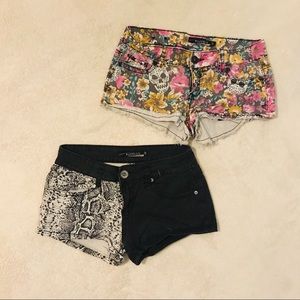 Bundle of 2 lovesick shorts✨✨